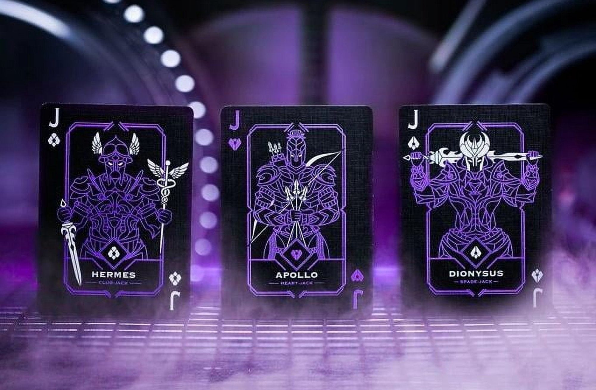 Shield Club Reflecting Cards